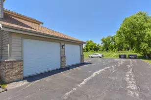 3620 E Barbara Ct, Oak Creek, WI 53154 - Photo 23