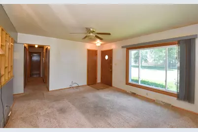 5720  49th Ave, Kenosha, WI 53144 - Photo 7