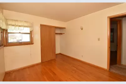 5720  49th Ave, Kenosha, WI 53144 - Photo 17