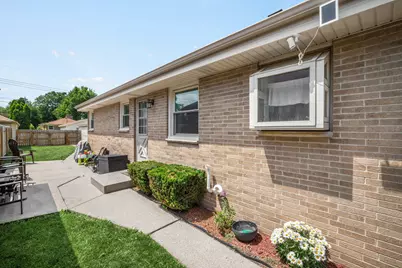 3717 N 85th St, Milwaukee, WI 53222 - Photo 15