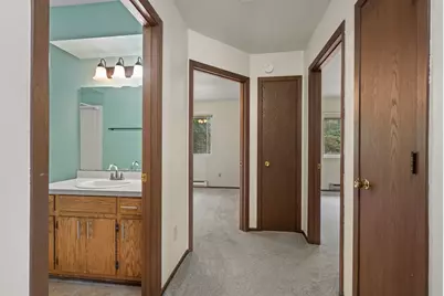 410  Cheviot Chase - #4, Waukesha, WI 53186 - Photo 9