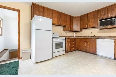 3064  Marion Rd, La Crosse, WI 54601 - Photo 7
