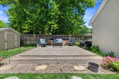 326  Woodlawn Ave, Racine, WI 53105 - Photo 27