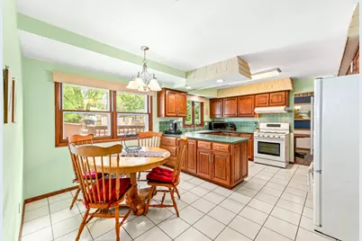706  Walnut St, South Milwaukee, WI 53172 - Photo 13