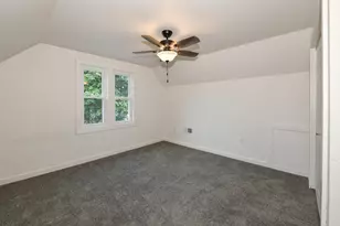 2321 S 26th St, Milwaukee, WI 53215 - Photo 23