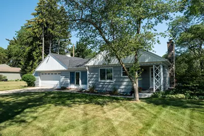 7603 N Fairchild Rd, Fox Point, WI 53217 - Photo 15