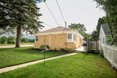 4501  Graceland Blvd, Racine, WI 53405 - Photo 29