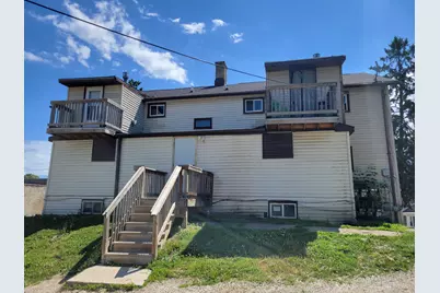 1028 S Memorial Dr, Racine, WI 53403 - Photo 13