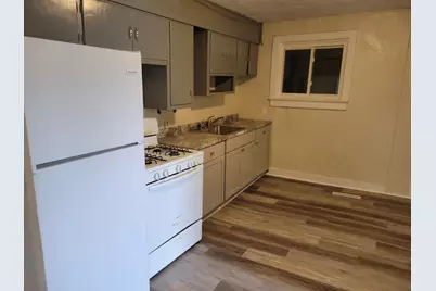 1028 S Memorial Dr, Racine, WI 53403 - Photo 1