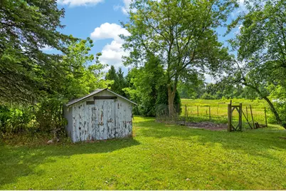 3174  Division Rd, Jackson, WI 53037 - Photo 39