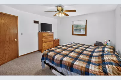 3174  Division Rd, Jackson, WI 53037 - Photo 21