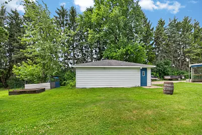 3174  Division Rd, Jackson, WI 53037 - Photo 35