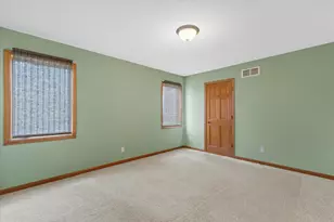 3297 E Ramsey Ave, Cudahy, WI 53110 - Photo 9