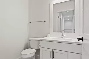 4192 E Lake Vista Blvd, Oak Creek, WI 53154 - Photo 29