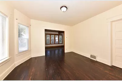 2432 N 45th St #2434, Milwaukee, WI 53210 - Photo 7