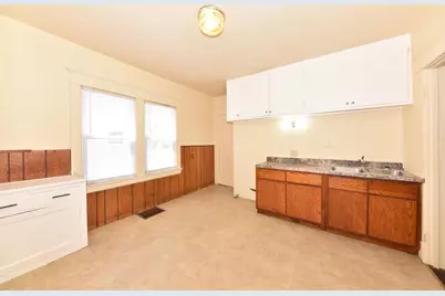 2432 N 45th St #2434, Milwaukee, WI 53210 - Photo 9