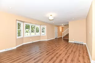 5344 Willowview Rd, Racine, WI 53402 - Photo 5