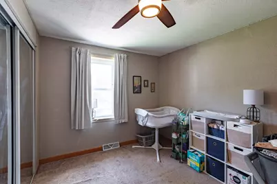 2910  Fairchild St, La Crosse, WI 54601 - Photo 11