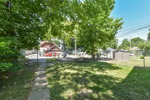 2431 N 45th St, Milwaukee, WI 53210 - Photo 31