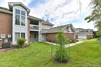9111  Westlake Dr, Greendale, WI 53129 - Photo 37