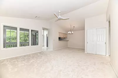 9111  Westlake Dr, Greendale, WI 53129 - Photo 3