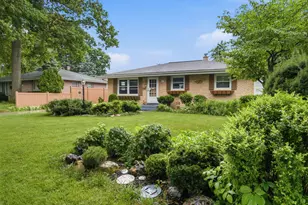 W171N8437 Allen Ave, Menomonee Falls, WI 53051 - Photo 35