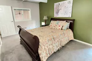 270 E Highland Ave, Milwaukee, WI 53202 - Photo 17