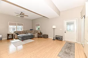 112 Cook St, Waukesha, WI 53186 - Photo 5
