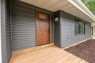 2421 Skyline Dr, West Bend, WI 53090 - Photo 9