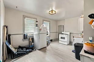 3172 N Holton St, Milwaukee, WI 53212 - Photo 17
