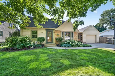 216 S Elmwood Ave, Burlington, WI 53105 - Photo 1