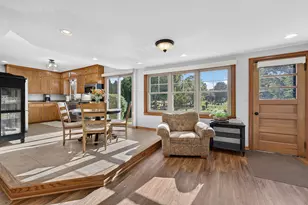 216 S Elmwood Ave, Burlington, WI 53105 - Photo 3