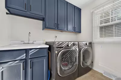 216 S Elmwood Ave, Burlington, WI 53105 - Photo 15