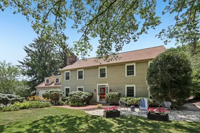 2915  Willaura Ct, Brookfield, WI 53005 - Photo 3