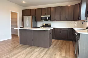 3708 Bishops Cap Dr, Racine, WI 53126 - Photo 5