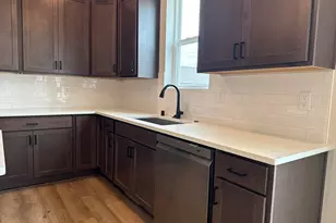 3708 Bishops Cap Dr, Racine, WI 53126 - Photo 9