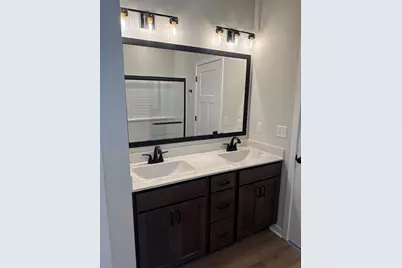 3708  Bishops Cap Dr, Racine, WI 53126 - Photo 15