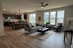 3708 Bishops Cap Dr, Racine, WI 53126 - Photo 5