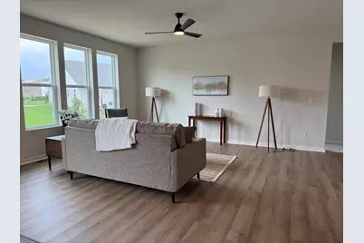 3708  Bishops Cap Dr, Racine, WI 53126 - Photo 7