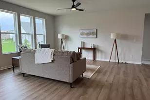 3708 Bishops Cap Dr, Racine, WI 53126 - Photo 7
