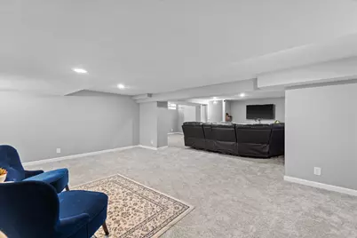 4450 W Central Ave, Franklin, WI 53132 - Photo 23
