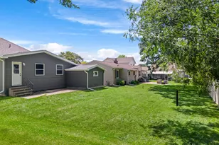 121 Lincoln St, Caledonia, MN 55921 - Photo 27