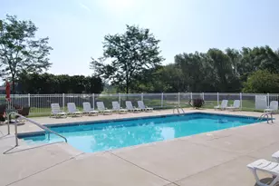 N16W26553 Conservancy Dr, Pewaukee, WI 53072 - Photo 39
