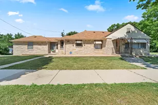 3031 S 33rd St, Milwaukee, WI 53215 - Photo 1