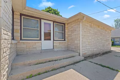 3031 S 33rd St, Milwaukee, WI 53215 - Photo 5