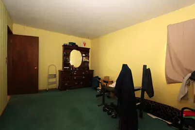 5311 S Honey Creek Dr, Greenfield, WI 53221 - Photo 17