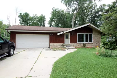 5311 S Honey Creek Dr, Greenfield, WI 53221 - Photo 25