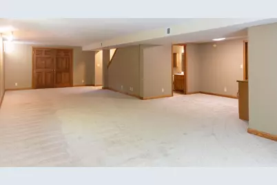 1340  Barrington Woods Dr, Brookfield, WI 53045 - Photo 35