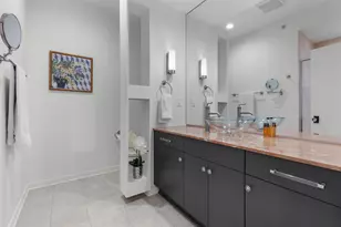 311 E Erie St, Milwaukee, WI 53202 - Photo 43