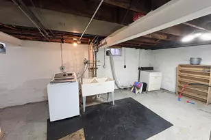 2355 S 76th St, West Allis, WI 53219 - Photo 11